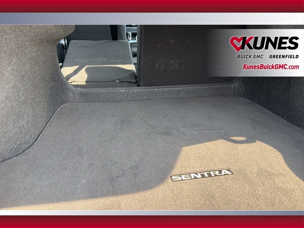 Used 2025 Nissan Sentra SV FWD image 38