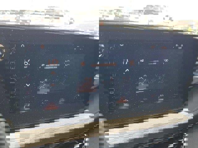 Used 2024 Buick Envista Sport Touring w/ Convenience I Package image 23