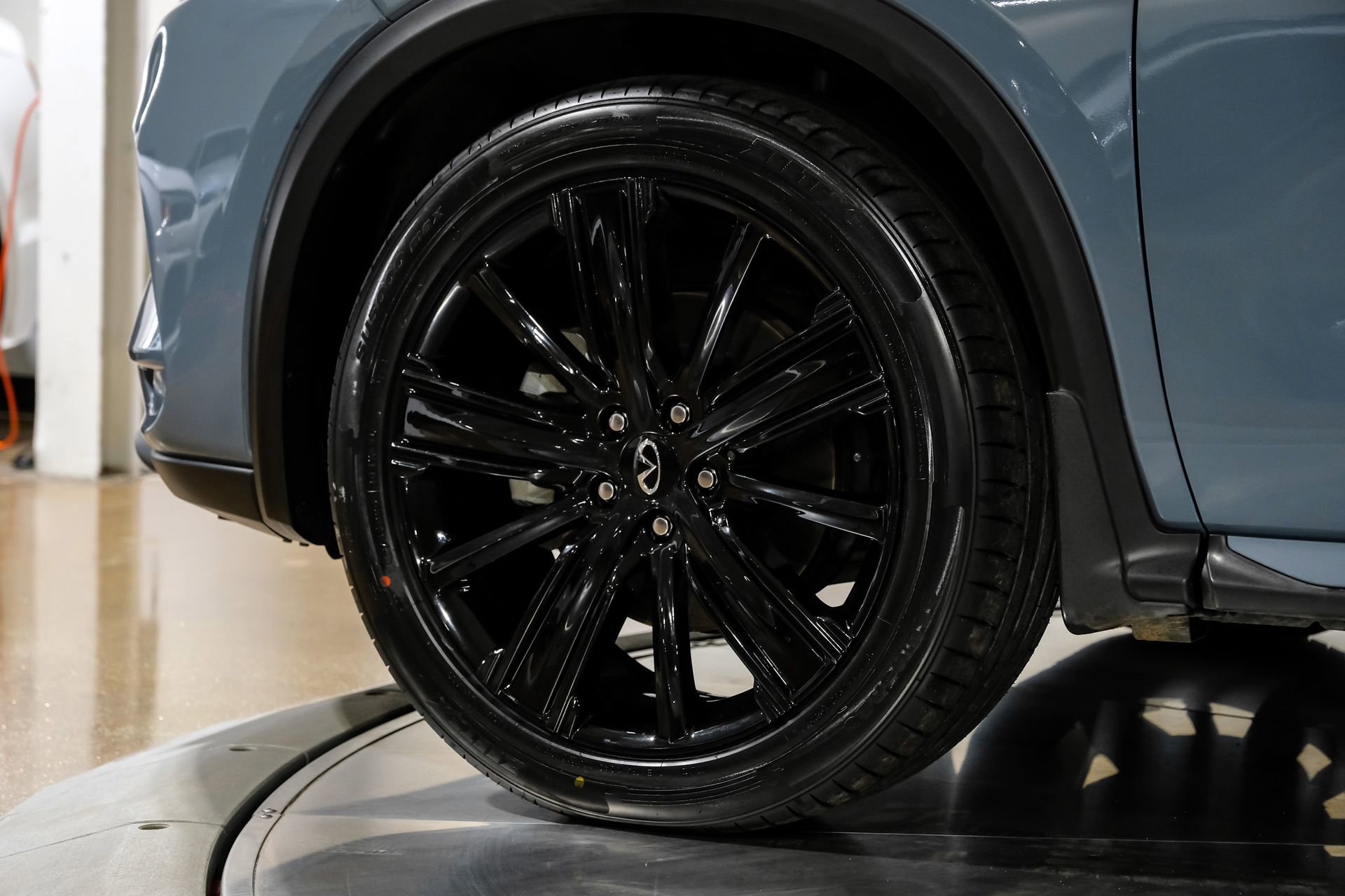 Used 2023 INFINITI QX50 Sensory image 60