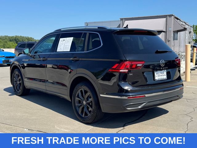 Used 2024 Volkswagen Tiguan SE w/ Panoramic Sunroof Package AWD/4WD image 6