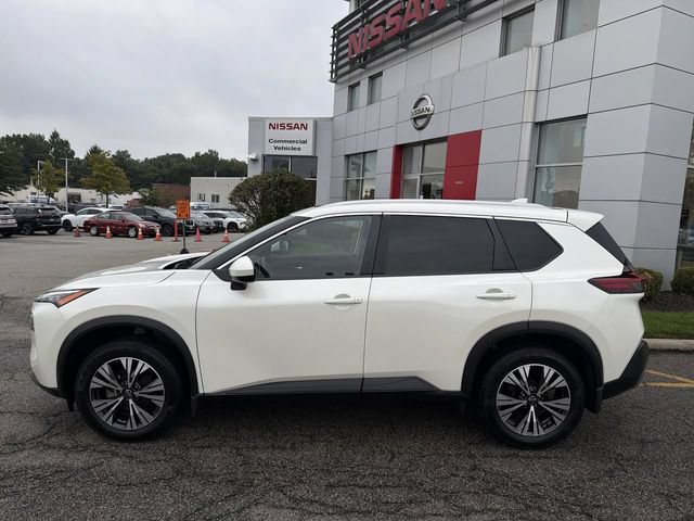 Certified 2023 Nissan Rogue SV w/ SV Premium B Package AWD/4WD image 5