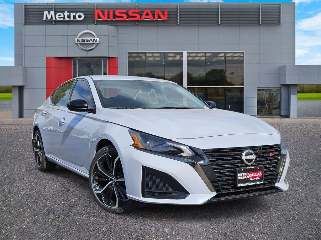 New 2025 Nissan Altima 2.5 SR