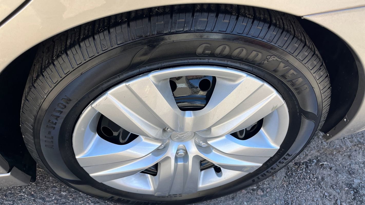 Used 2016 Subaru Legacy 2.5i AWD/4WD image 21