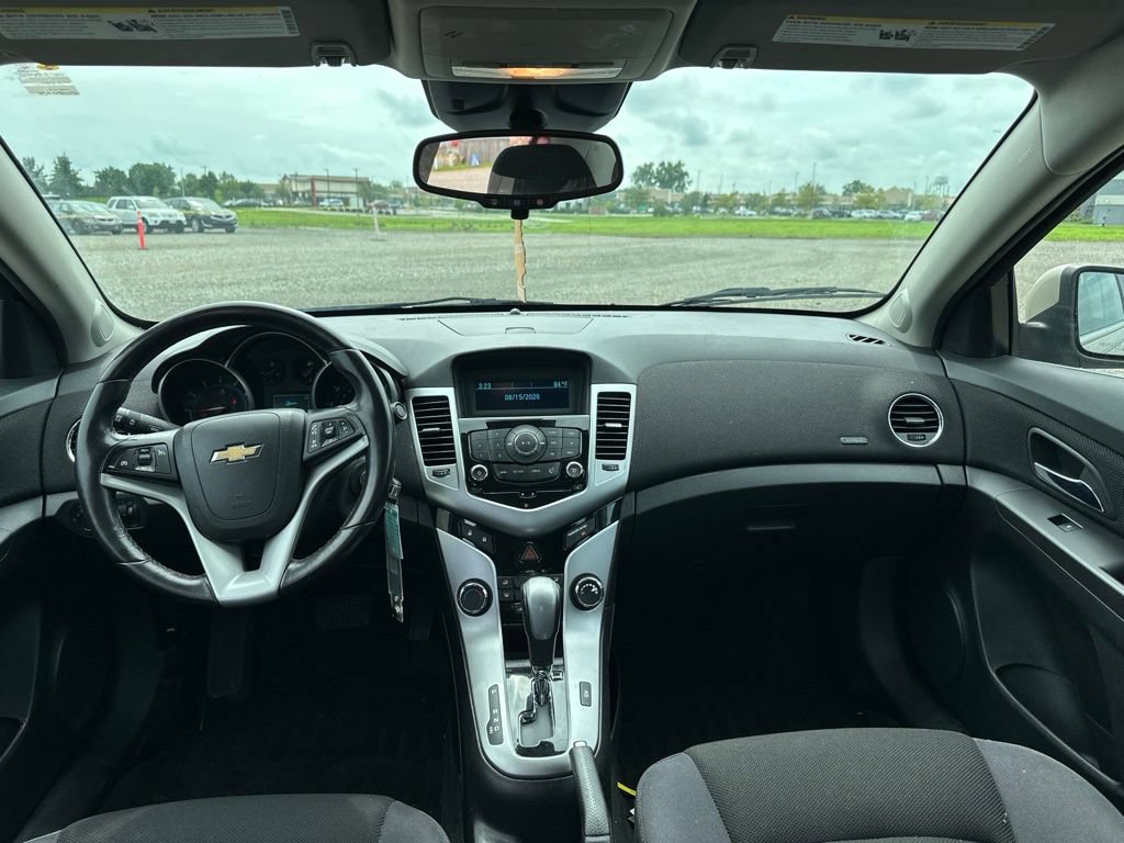 Used 2014 Chevrolet Cruze LT FWD image 19