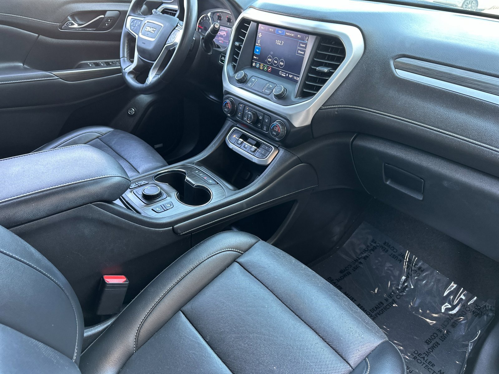 Used 2023 GMC Acadia SLT image 16