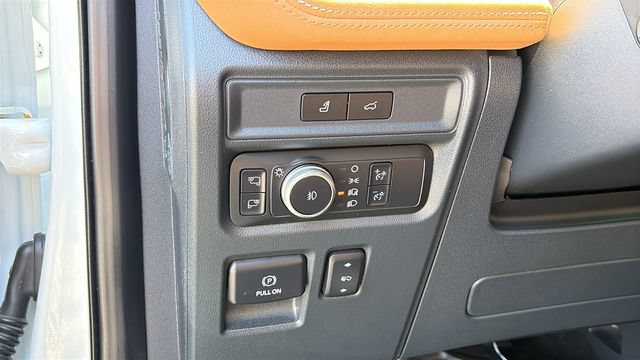 Used 2022 Ford Expedition Platinum AWD/4WD image 13