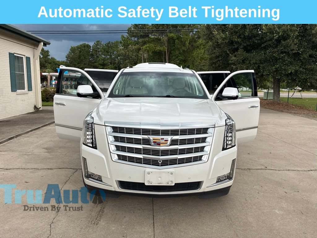 Used 2017 Cadillac Escalade Premium Luxury w/ LPO, Radiant Package AWD/4WD image 11