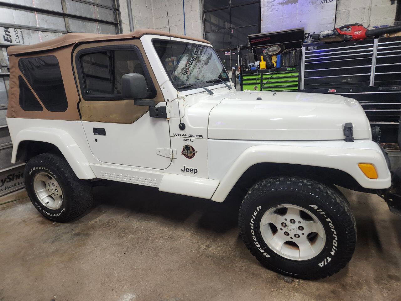 Used 2000 Jeep Wrangler Sahara image 7