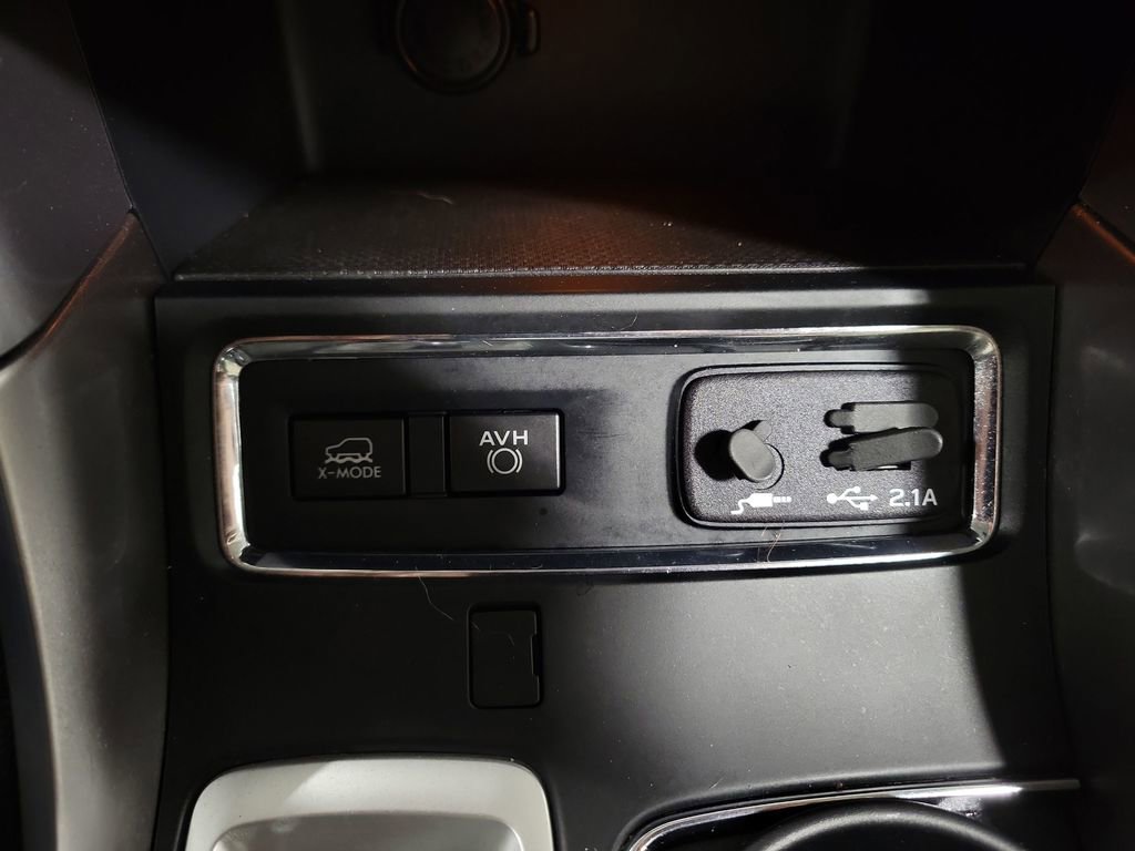 Used 2022 Subaru Ascent Premium w/ Convenience Package image 16