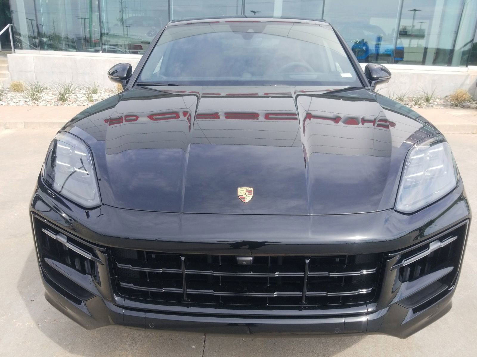 Certified 2025 Porsche Cayenne GTS image 11