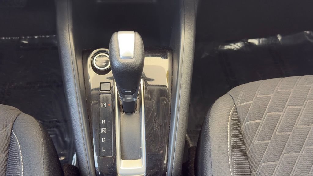Used 2021 Nissan Kicks S FWD image 22