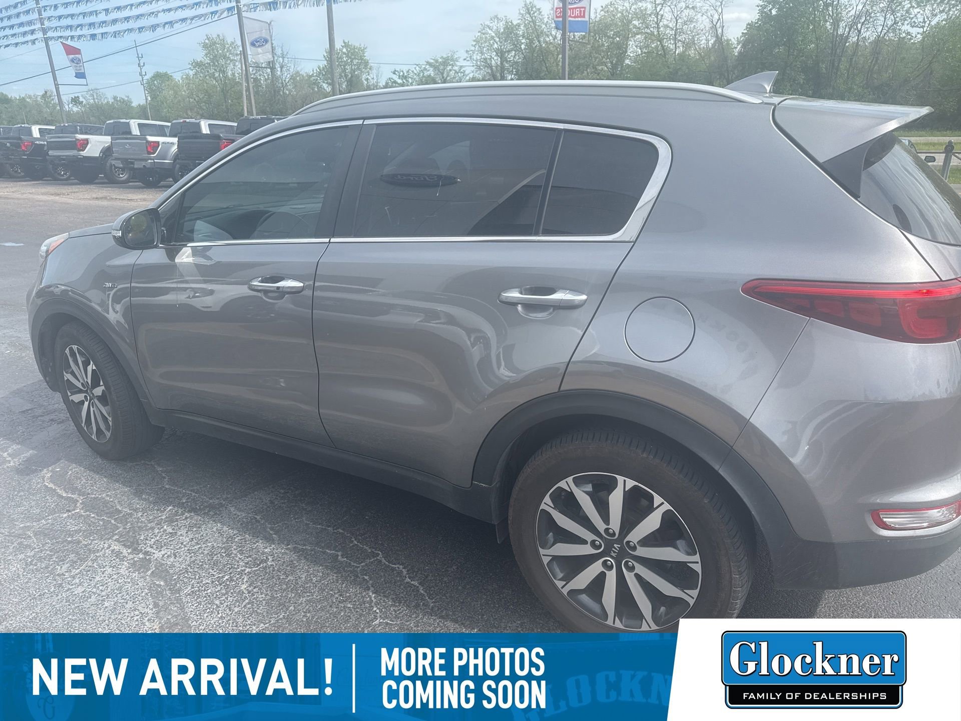 Used 2018 Kia Sportage EX image 1