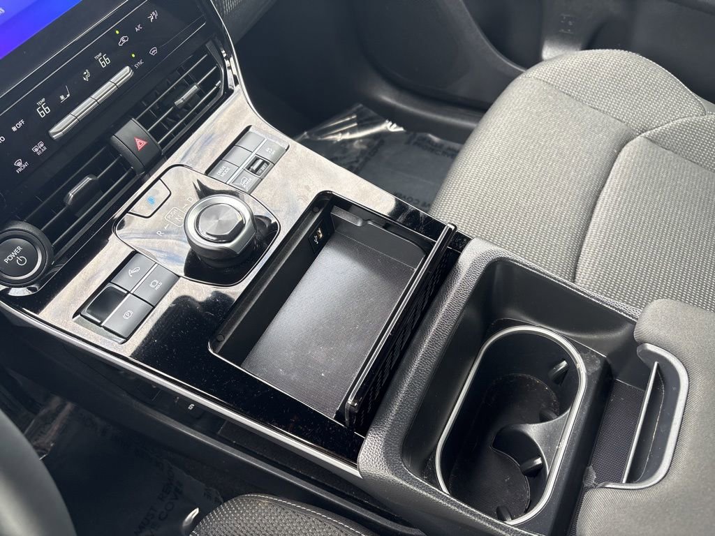 Used 2024 Subaru Solterra Premium image 17