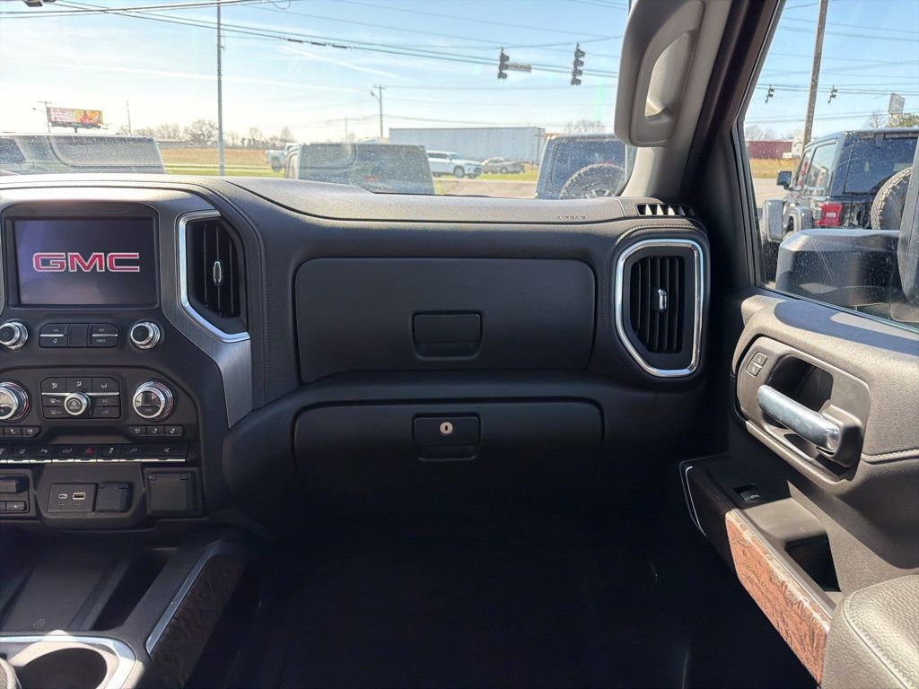 Used 2023 GMC Sierra 3500 Denali w/ Denali Ultimate Package image 21