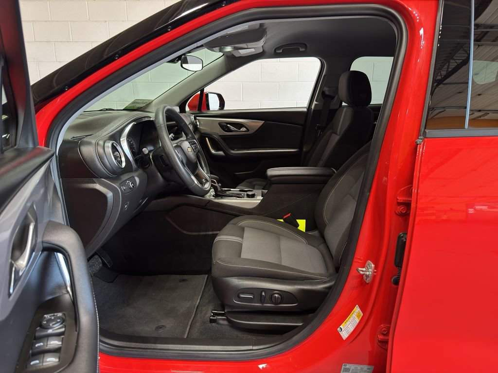 Used 2025 Chevrolet Blazer LT image 14