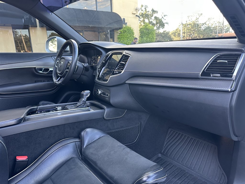 Used 2019 Volvo XC90 T6 R-Design w/ Advanced Package AWD/4WD image 15