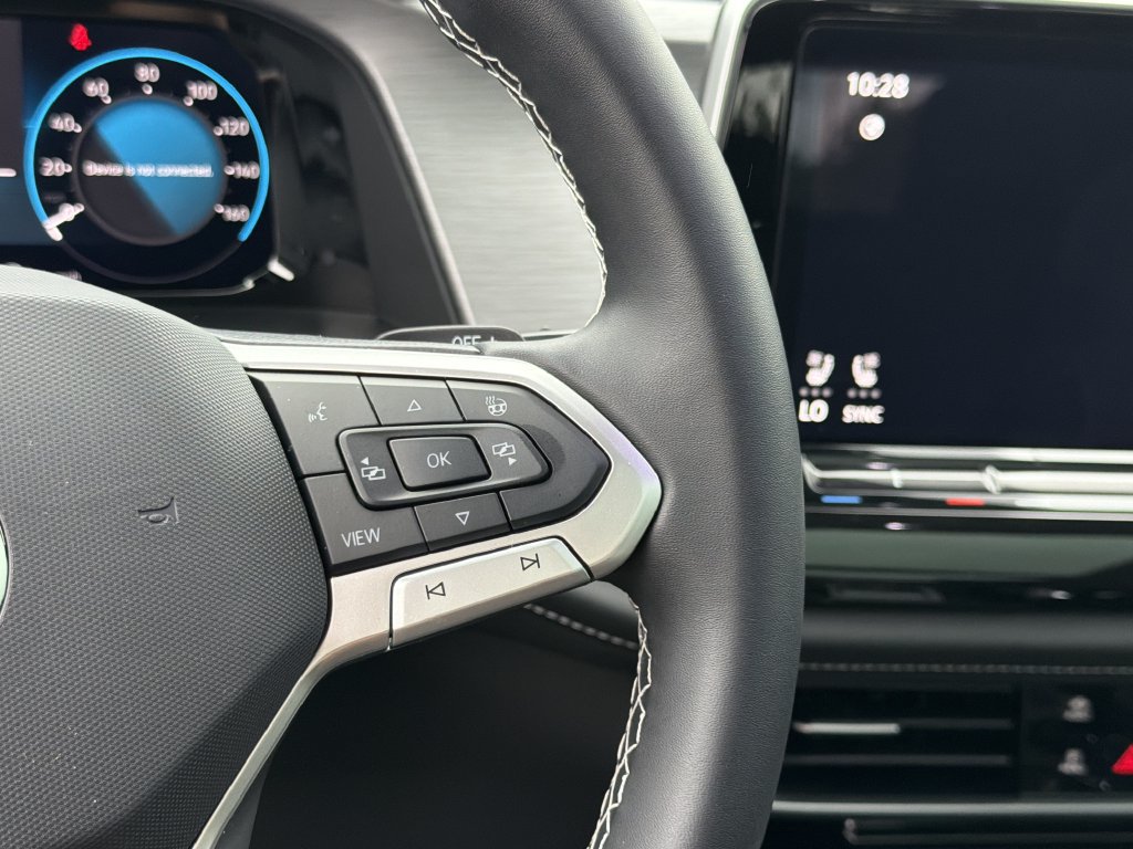 New 2025 Volkswagen Atlas Cross Sport SE FWD image 25
