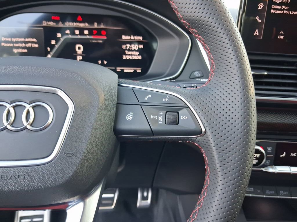 Used 2025 Audi SQ5 Premium Plus image 23