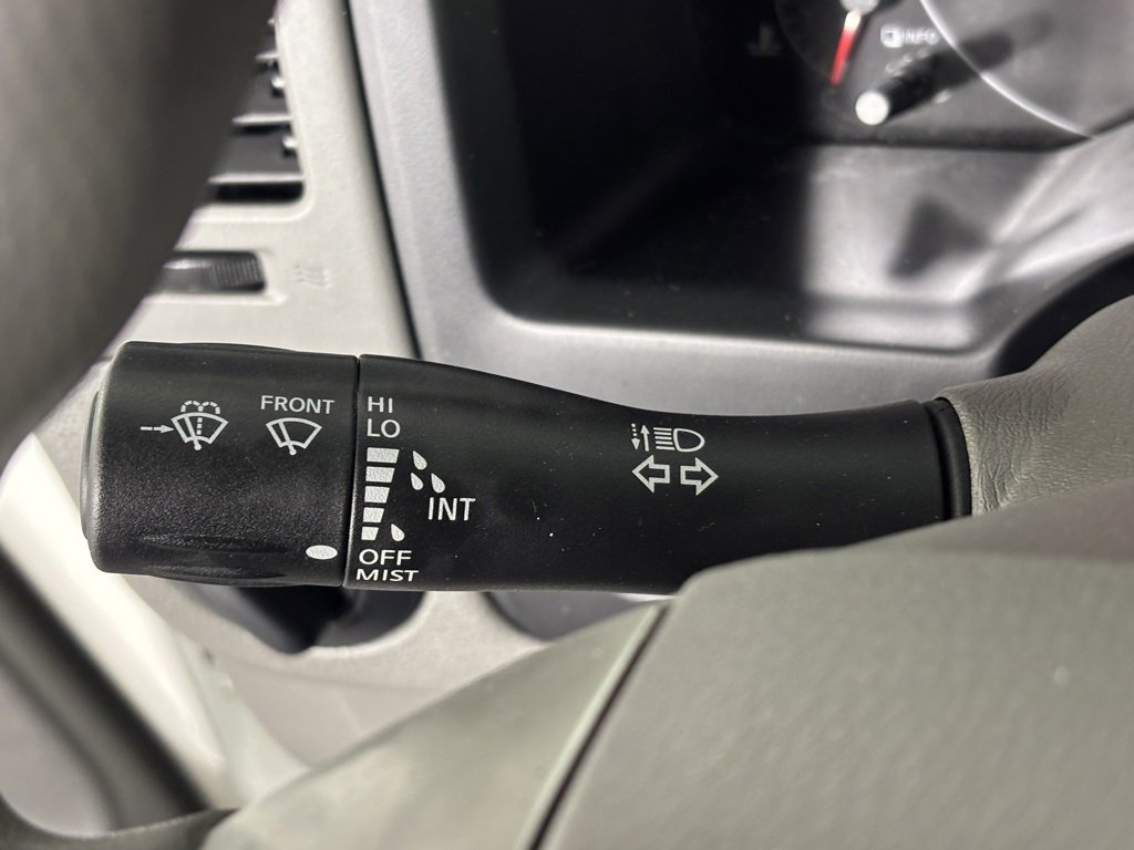 Used 2018 Nissan NV 3500 S image 18