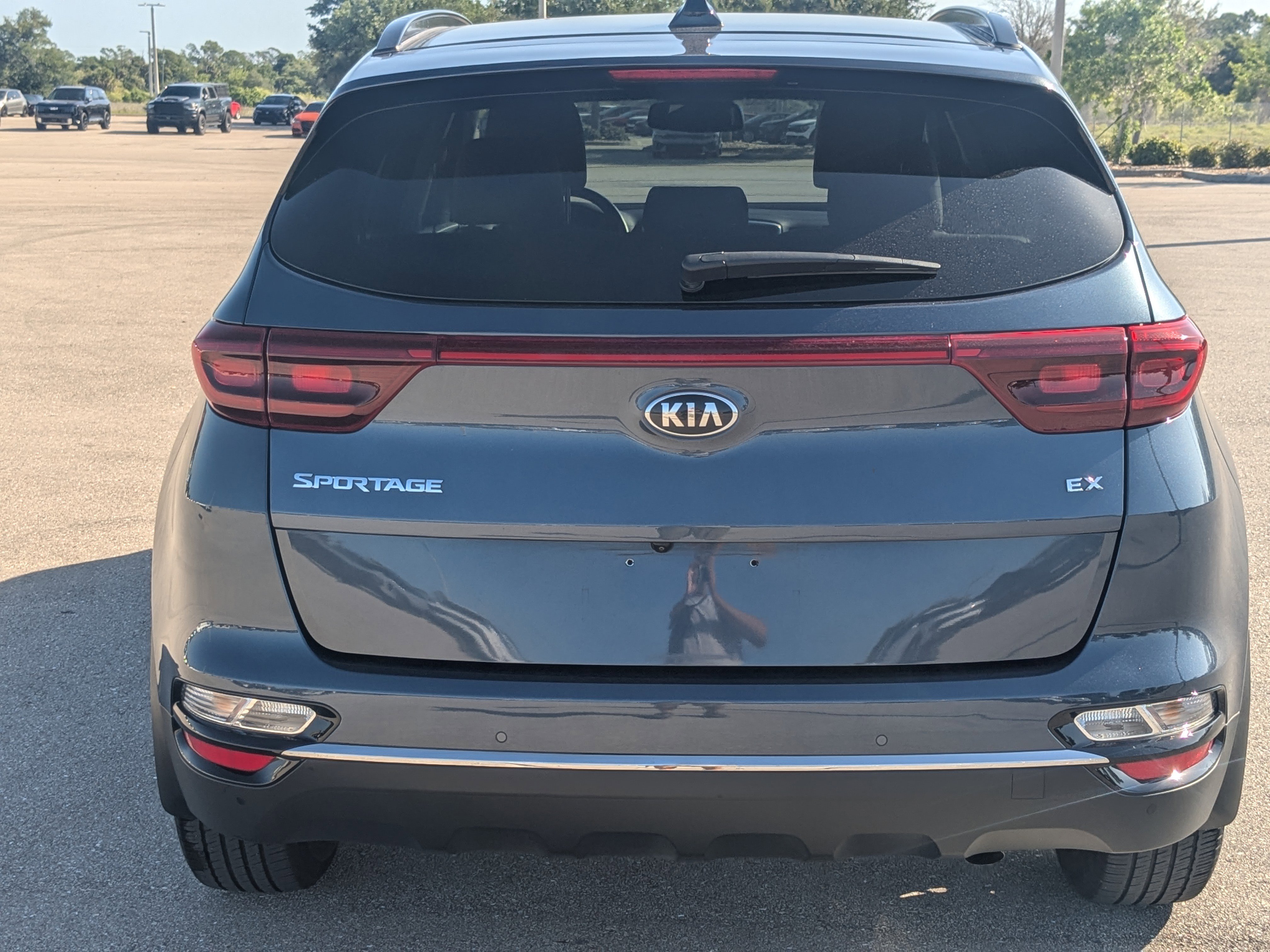 Certified 2020 Kia Sportage EX w/ EX Technology Package FWD image 6