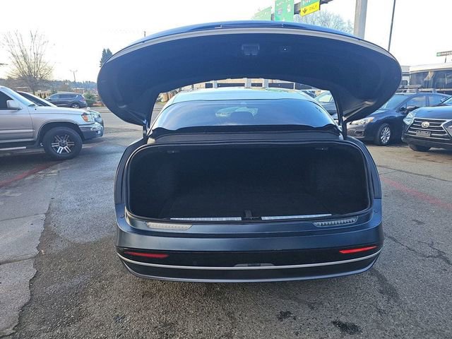 Used 2022 Lucid Air Grand Touring image 11