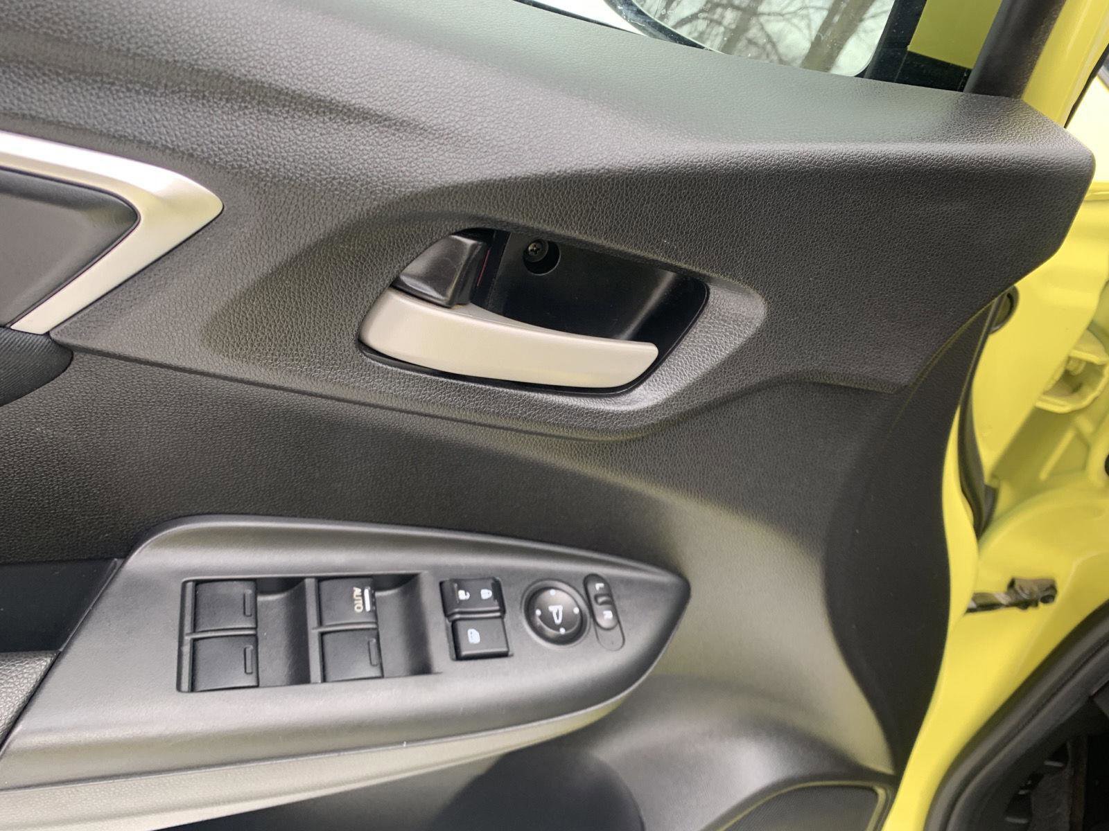 Used 2016 Honda Fit LX image 21