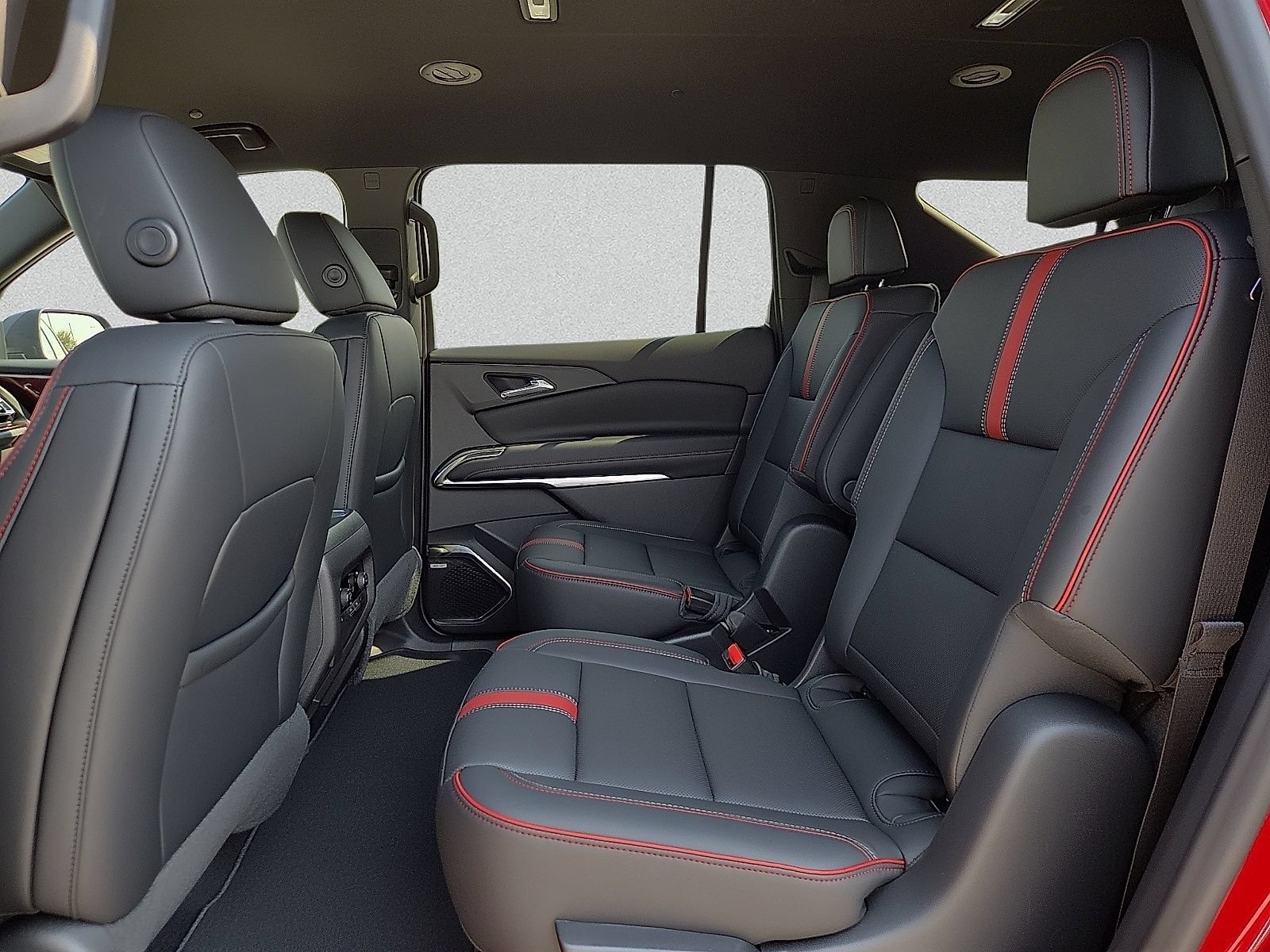 New 2027 Chevrolet Traverse RS FWD image 11