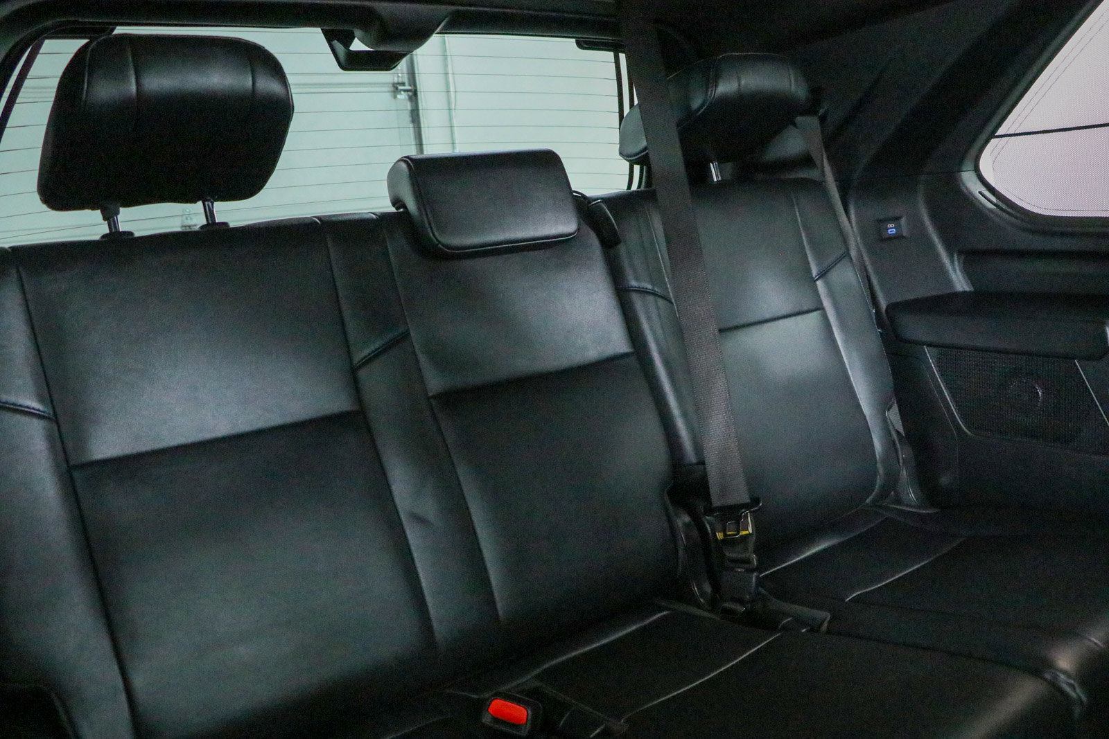 Used 2024 Toyota Sequoia Platinum AWD/4WD image 32
