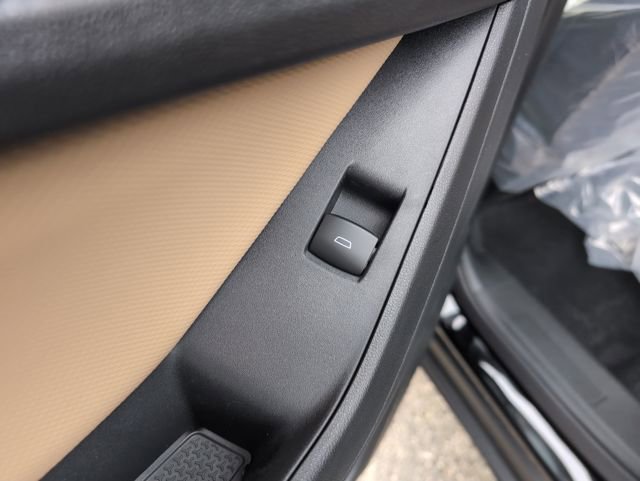 New 2026 Chevrolet Equinox ACTIV w/ Convenience Package III image 11