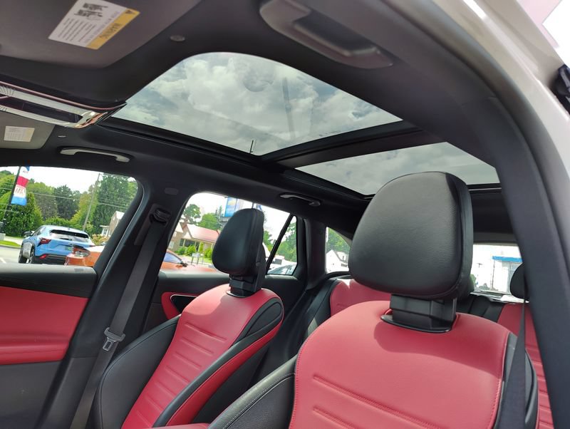 Used 2025 Mercedes-Benz GLC 43 AMG 4MATIC image 10