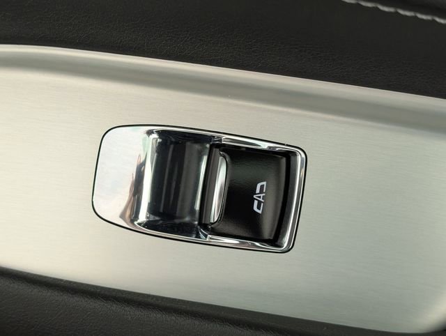 Used 2023 Chevrolet Corvette Stingray Preferred Conv w/ 2LT image 28