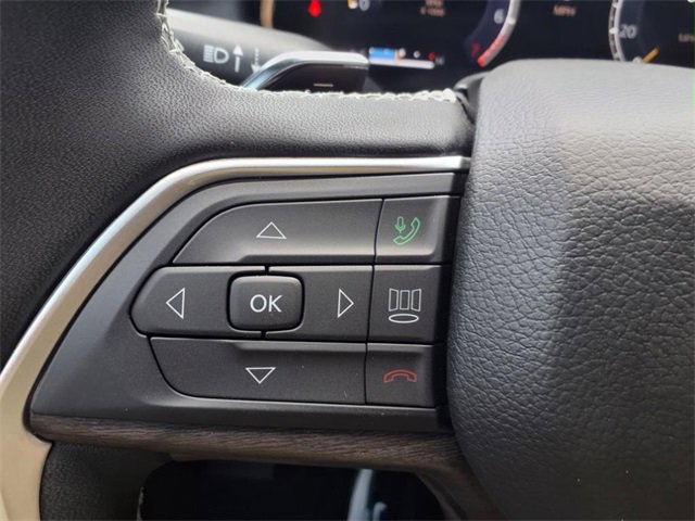 New 2025 Jeep Grand Cherokee L Limited w/ Black Appearance Package image 25