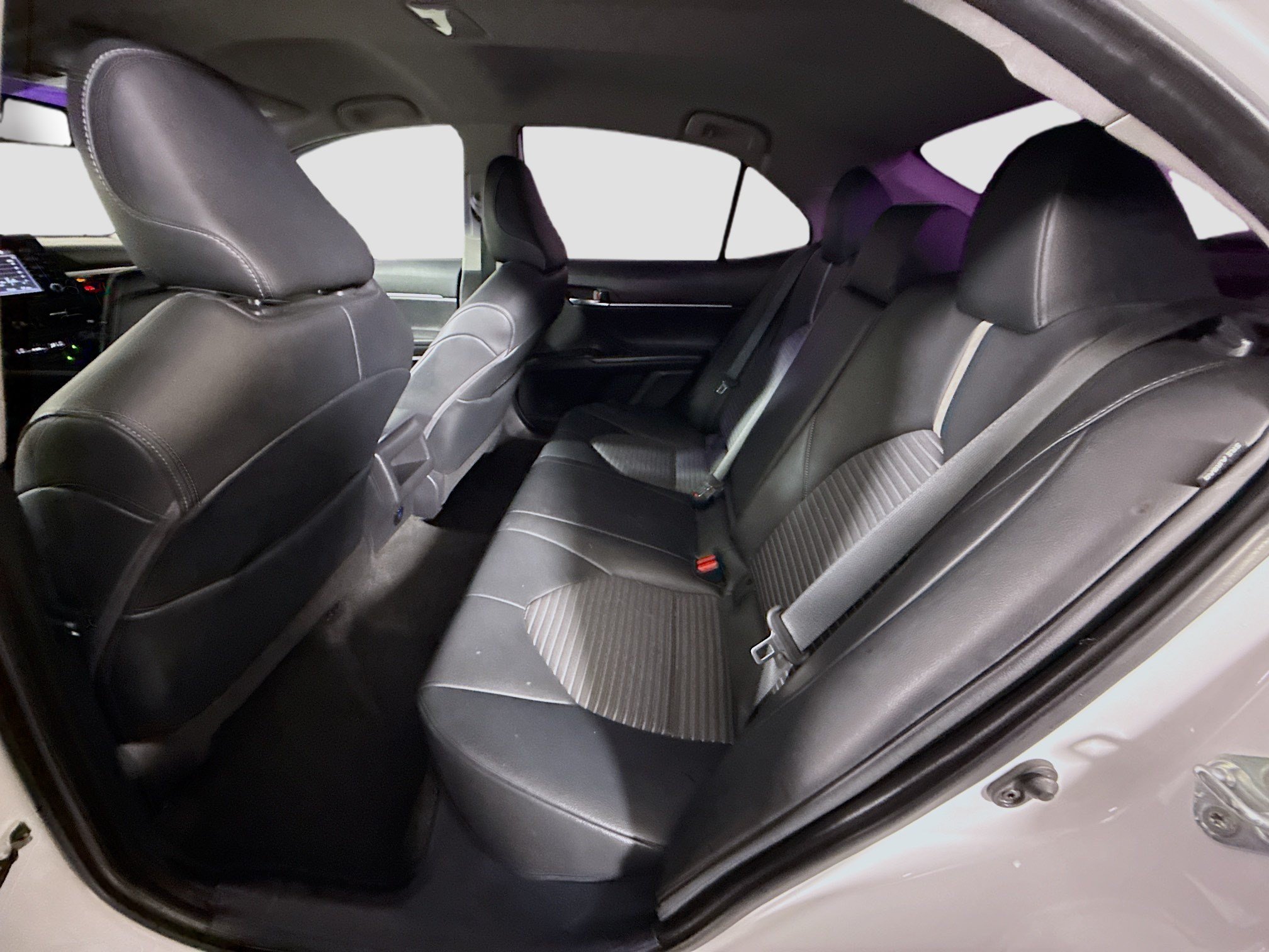 Used 2022 Toyota Camry SE w/ Convenience Package FWD image 25