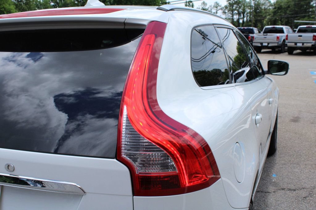 Used 2015 Volvo XC60 T6 Platinum AWD/4WD image 12