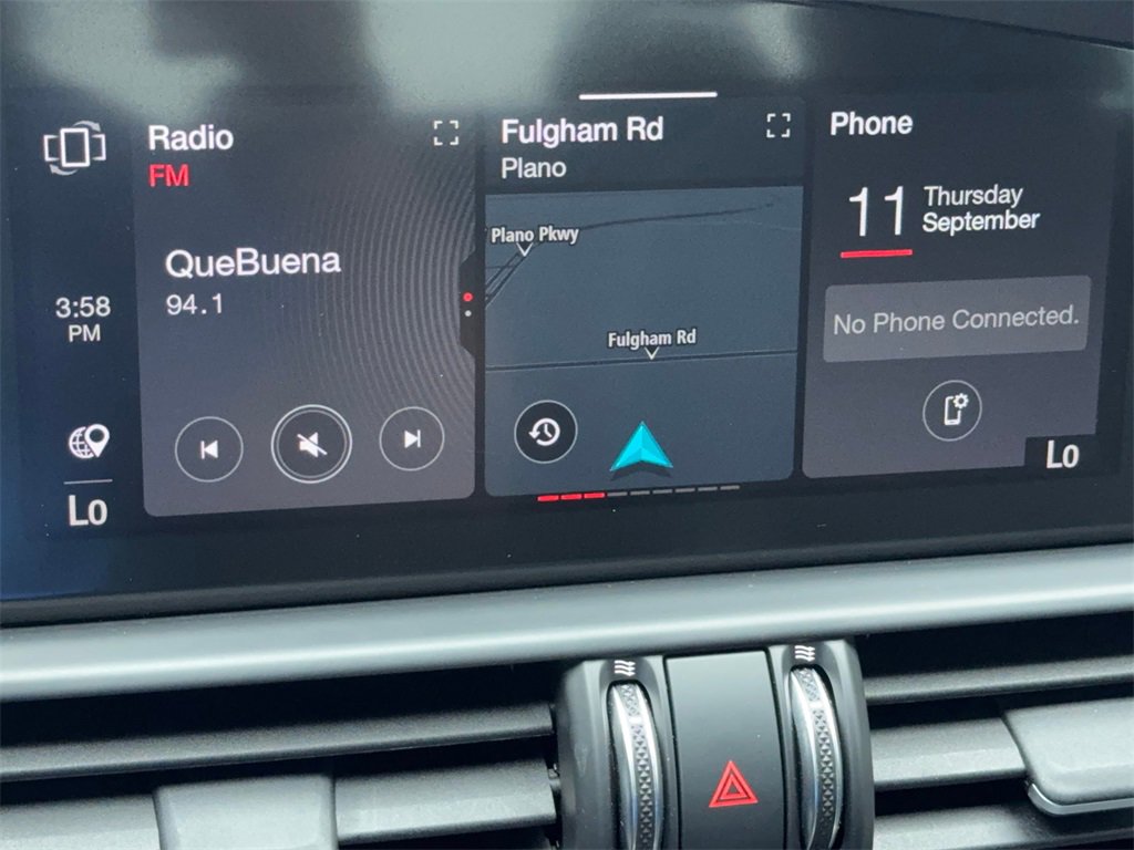 Used 2022 Alfa Romeo Giulia Veloce image 24