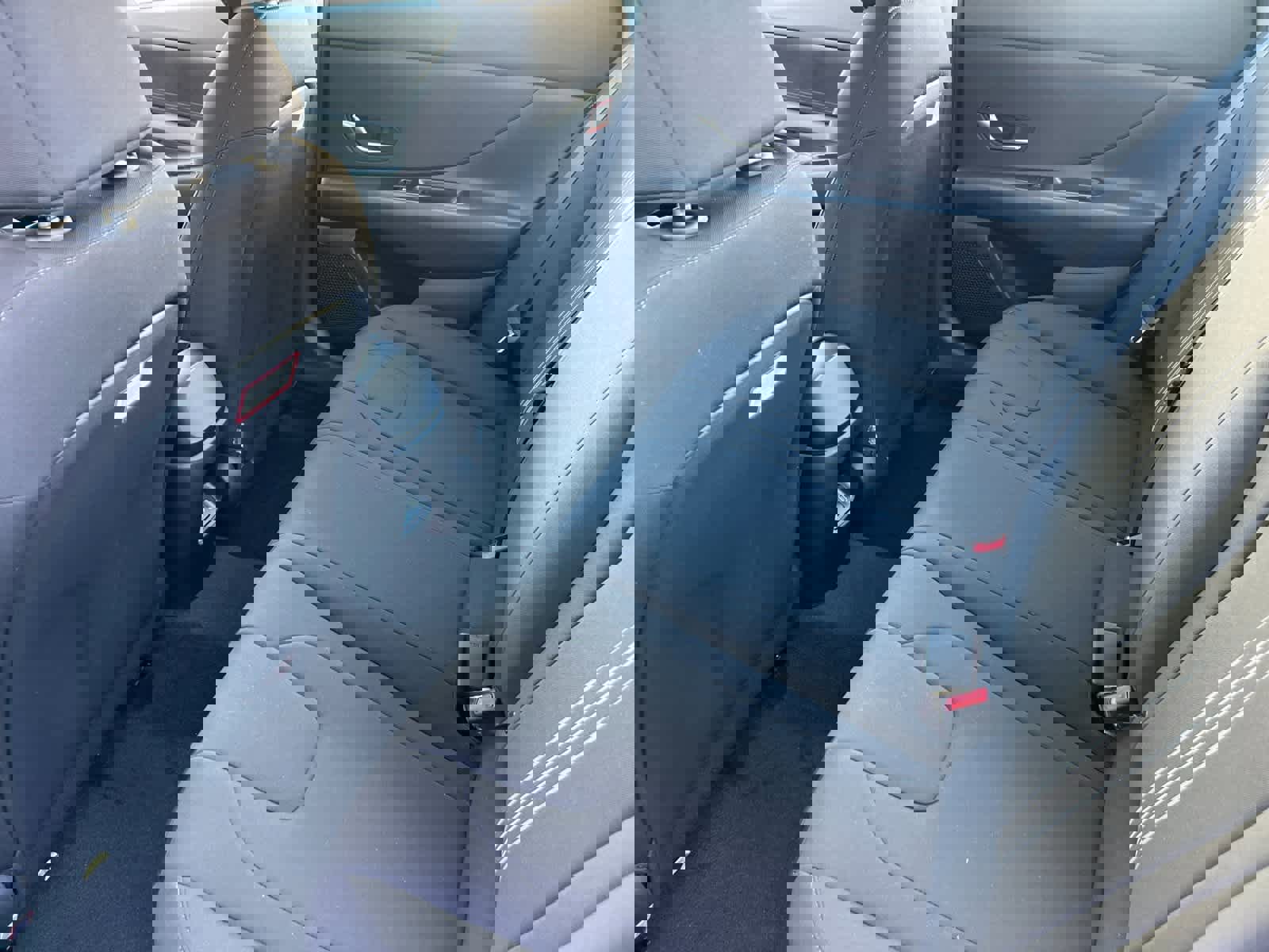 New 2025 Hyundai Elantra Blue image 5