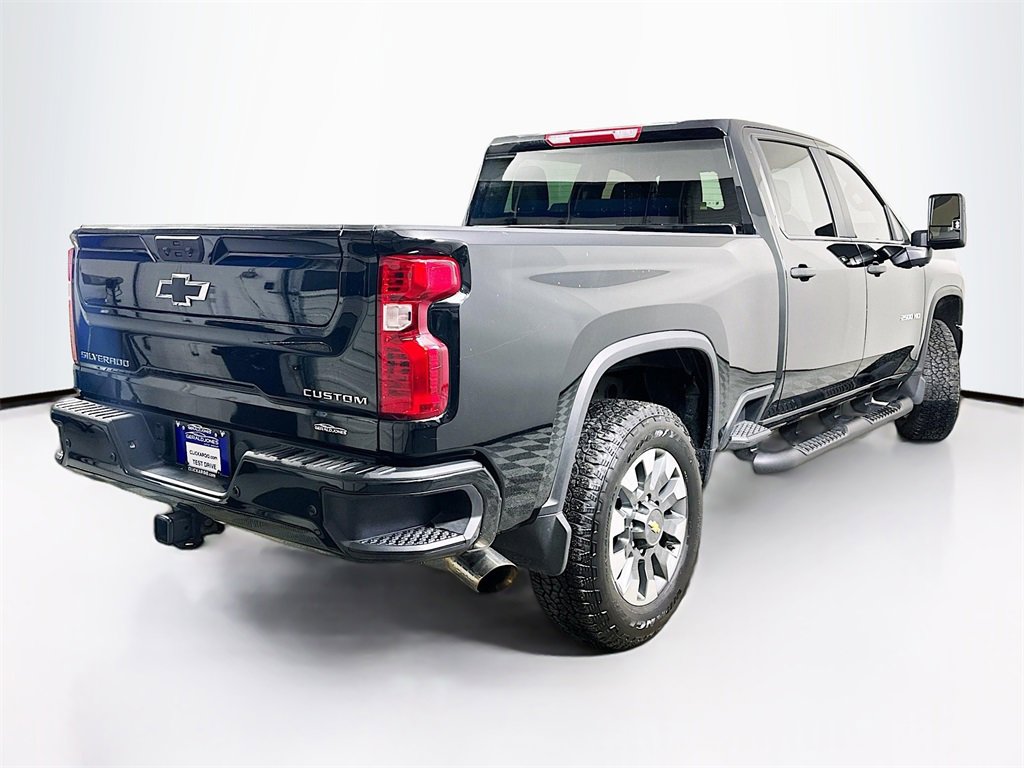 Used 2025 Chevrolet Silverado 2500 Custom w/ Custom Value Package image 7