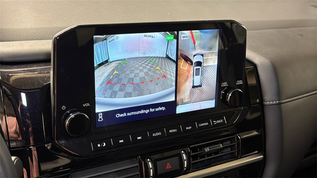 Used 2024 Nissan Pathfinder SL image 30