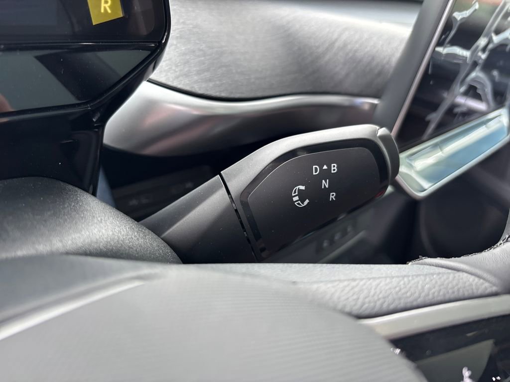 New 2025 Volkswagen ID. Buzz Pro S Plus AWD/4WD image 24