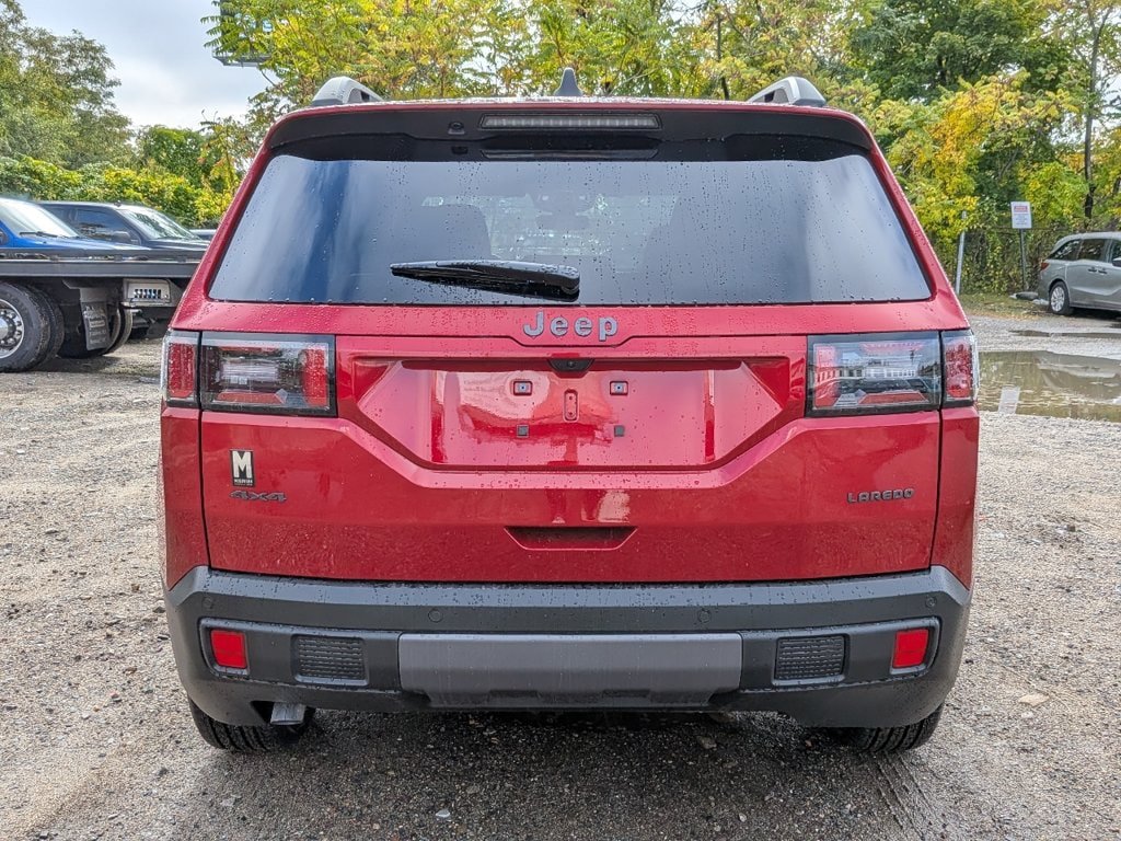 New 2026 Jeep Cherokee Laredo AWD/4WD image 4