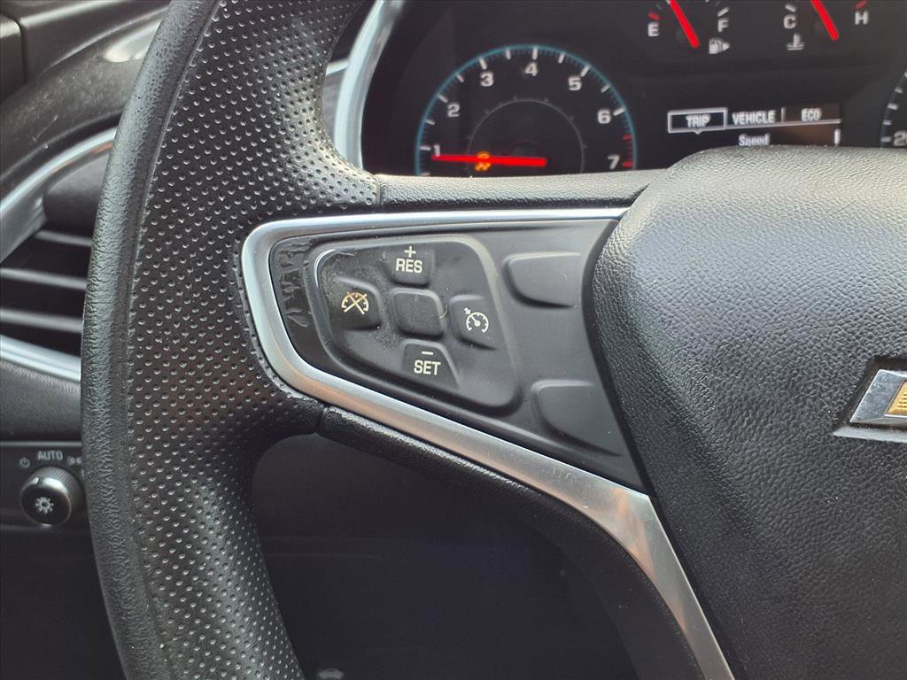 Used 2020 Chevrolet Malibu LT image 14