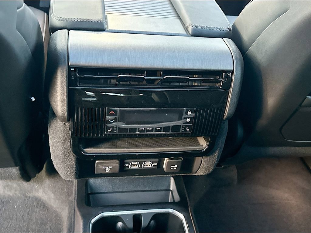 New 2025 Jeep Wagoneer Series II w/ Convenience Group I AWD/4WD image 28