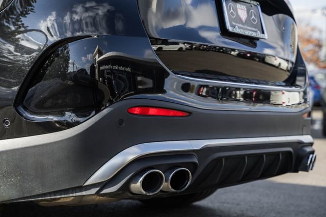 Certified 2024 Mercedes-Benz GLC 43 AMG 4MATIC image 7