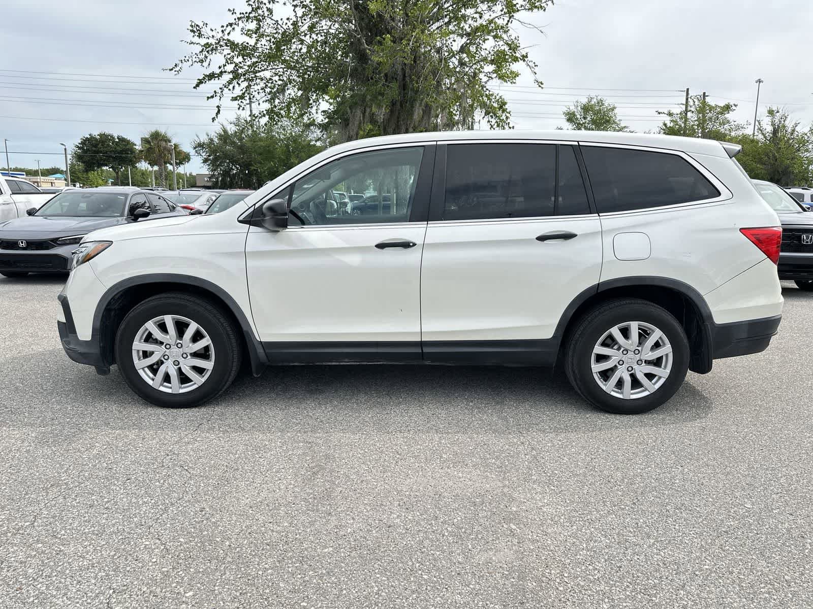 Used 2019 Honda Pilot LX image 11