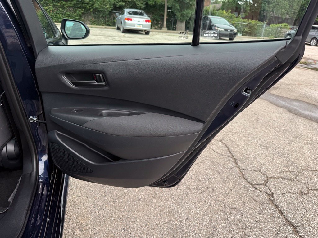 Used 2025 Toyota Corolla LE FWD image 37