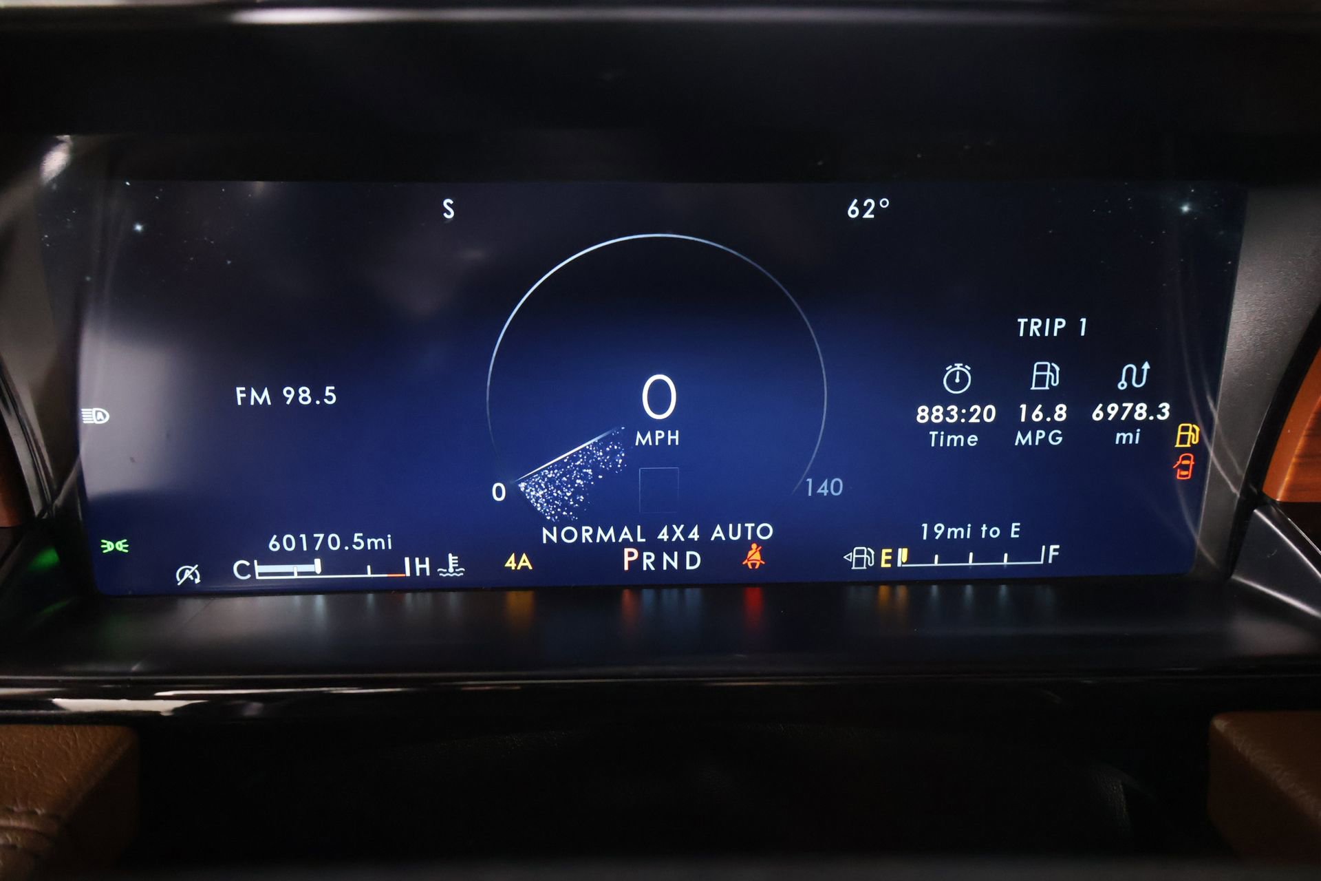 Used 2023 Lincoln Navigator L Reserve AWD/4WD image 4