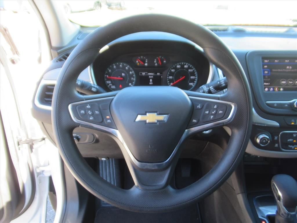Used 2024 Chevrolet Equinox LS w/ Driver Confidence II Package image 17