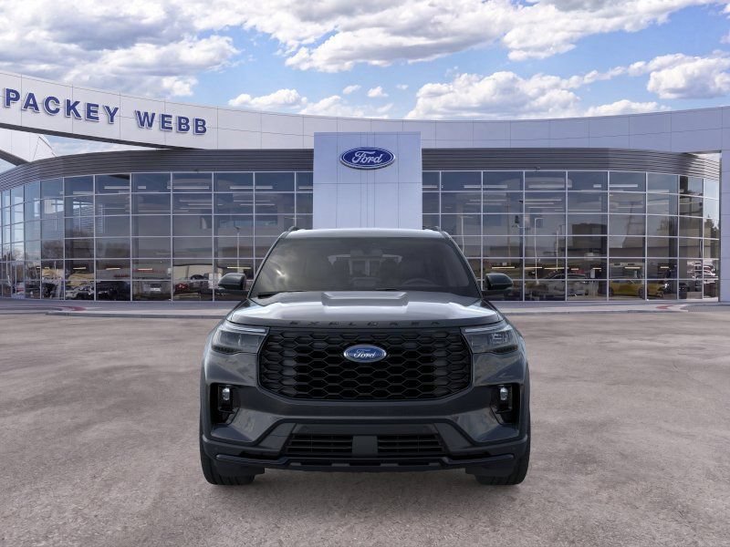 New 2026 Ford Explorer ST-Line w/ ST-Line Street Pack AWD/4WD image 7