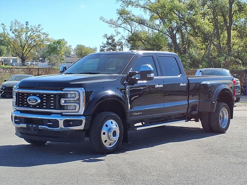 Used 2024 Ford F450 Lariat w/ Chrome Package AWD/4WD image 3