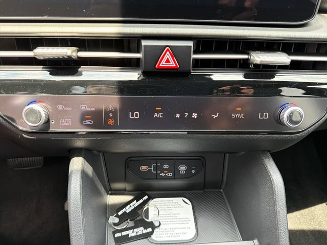 New 2026 Kia Sportage X-Line w/ X-Line Premium Package AWD/4WD image 14